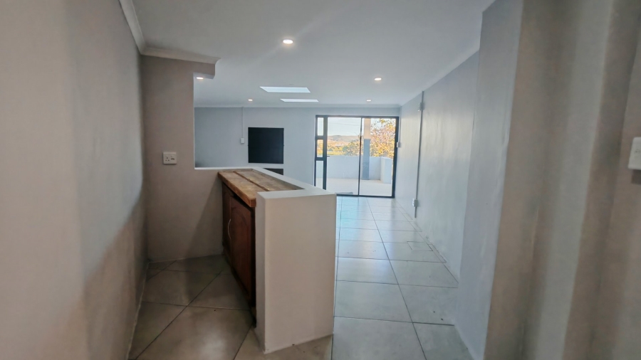 5 Bedroom Property for Sale in Fraaiuitsig Western Cape